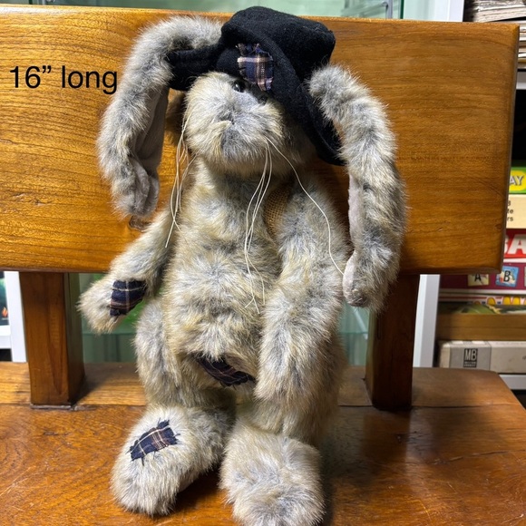 Adorable vintage Bearington Rags and Bags bunny rabbit with smaller toy bunny - Picture 2 of 11